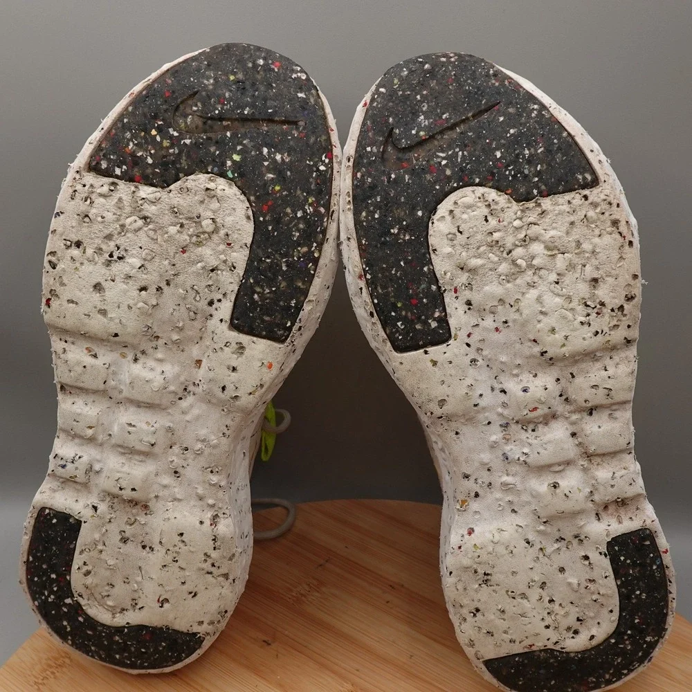 Nike Shoes Womens 7 Space Hippie 04 Women's Running Beige Volt CW2386-102